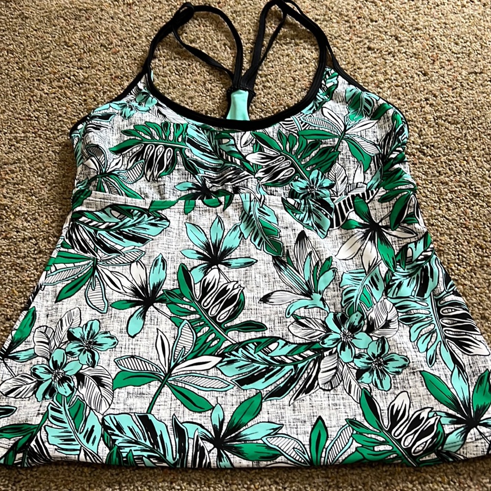 Women’s swim tankini tank size m